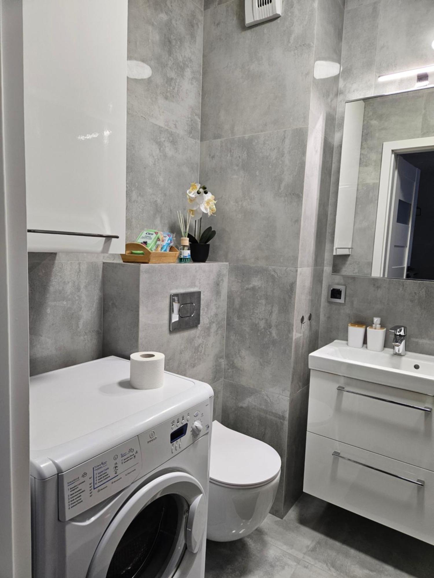 Apartament Oaza Na Sterowcow Appartement Dywity Buitenkant foto