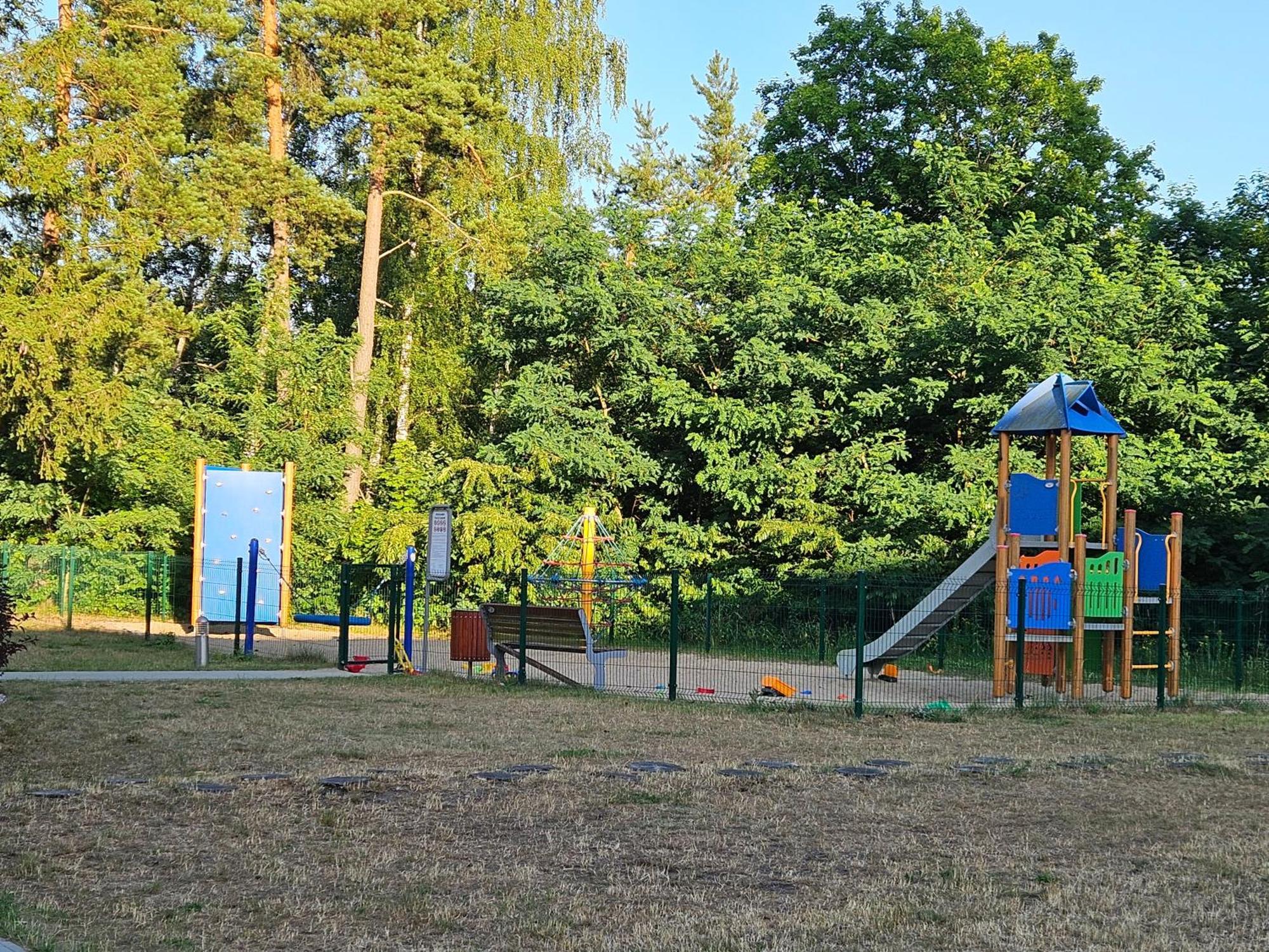 Apartament Oaza Na Sterowcow Appartement Dywity Buitenkant foto
